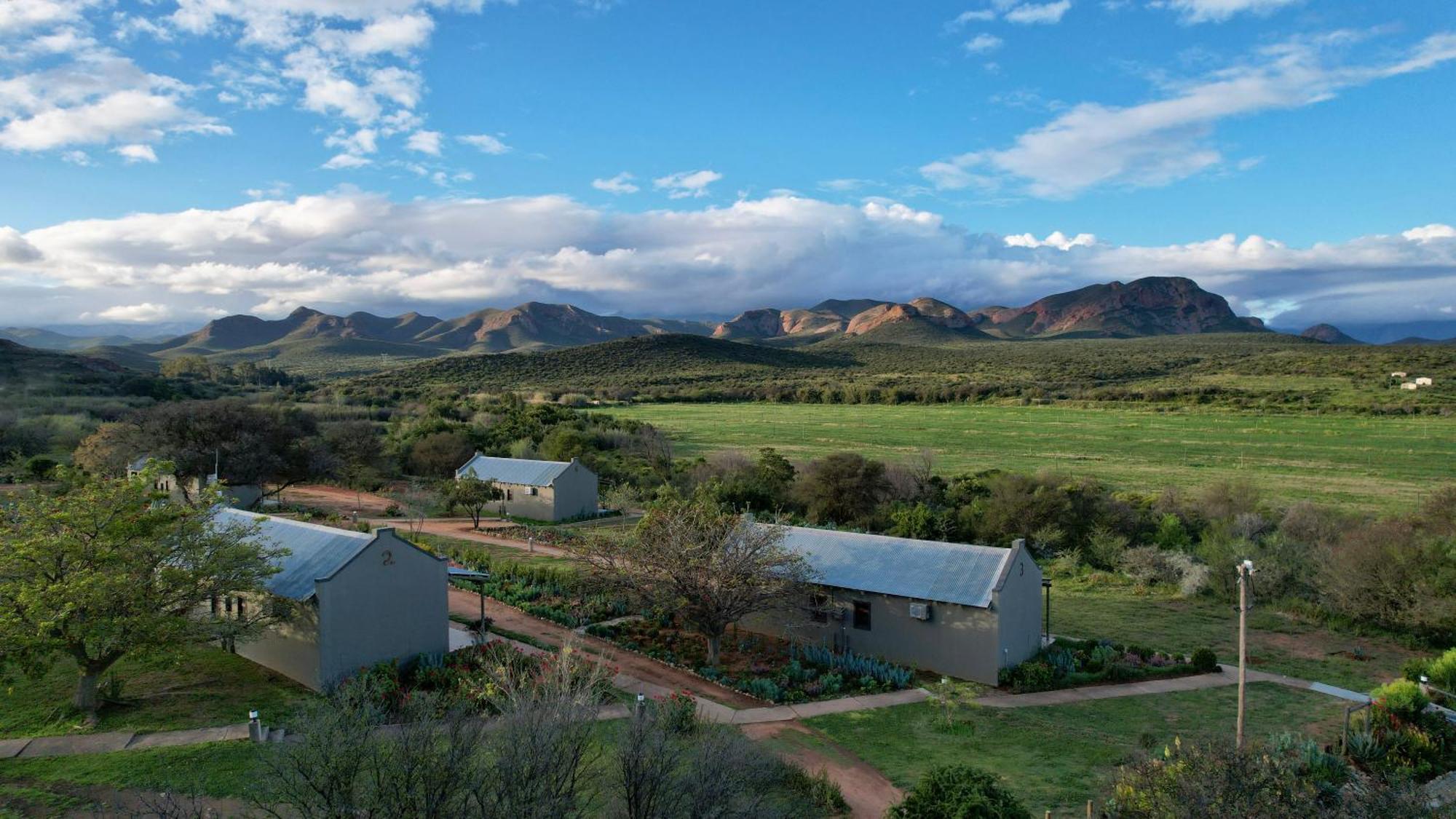 Thabile Lodge Oudtshoorn Exterior foto