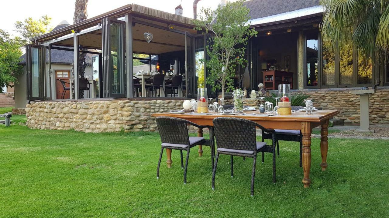 Thabile Lodge Oudtshoorn Exterior foto