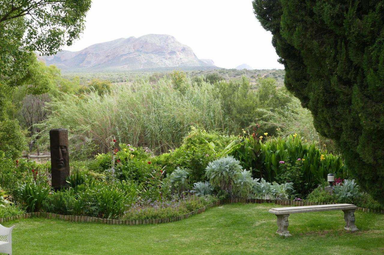 Thabile Lodge Oudtshoorn Exterior foto
